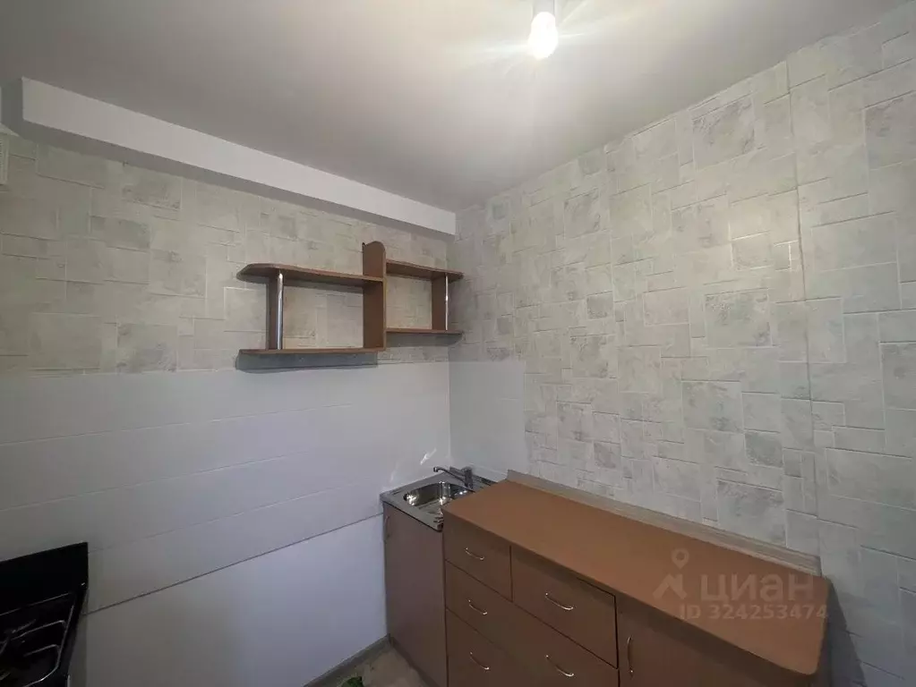 1-к кв. Удмуртия, Ижевск ул. 10 лет Октября, 51 (30.0 м) - Фото 2