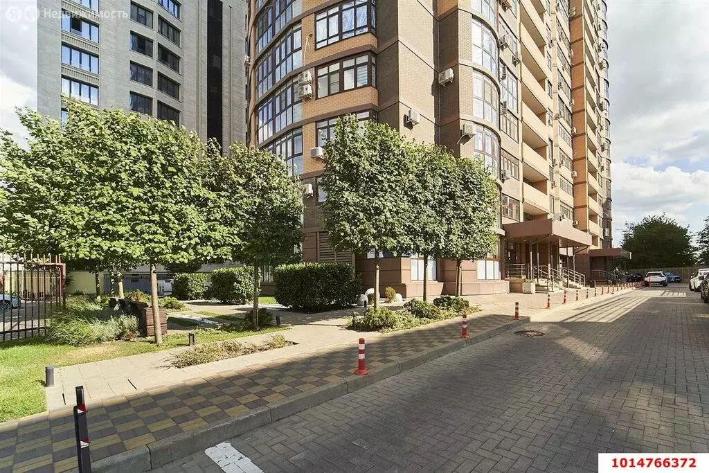 1-комнатная квартира: Краснодар, улица Николая Кондратенко, 6к2 (52 м) - Фото 1