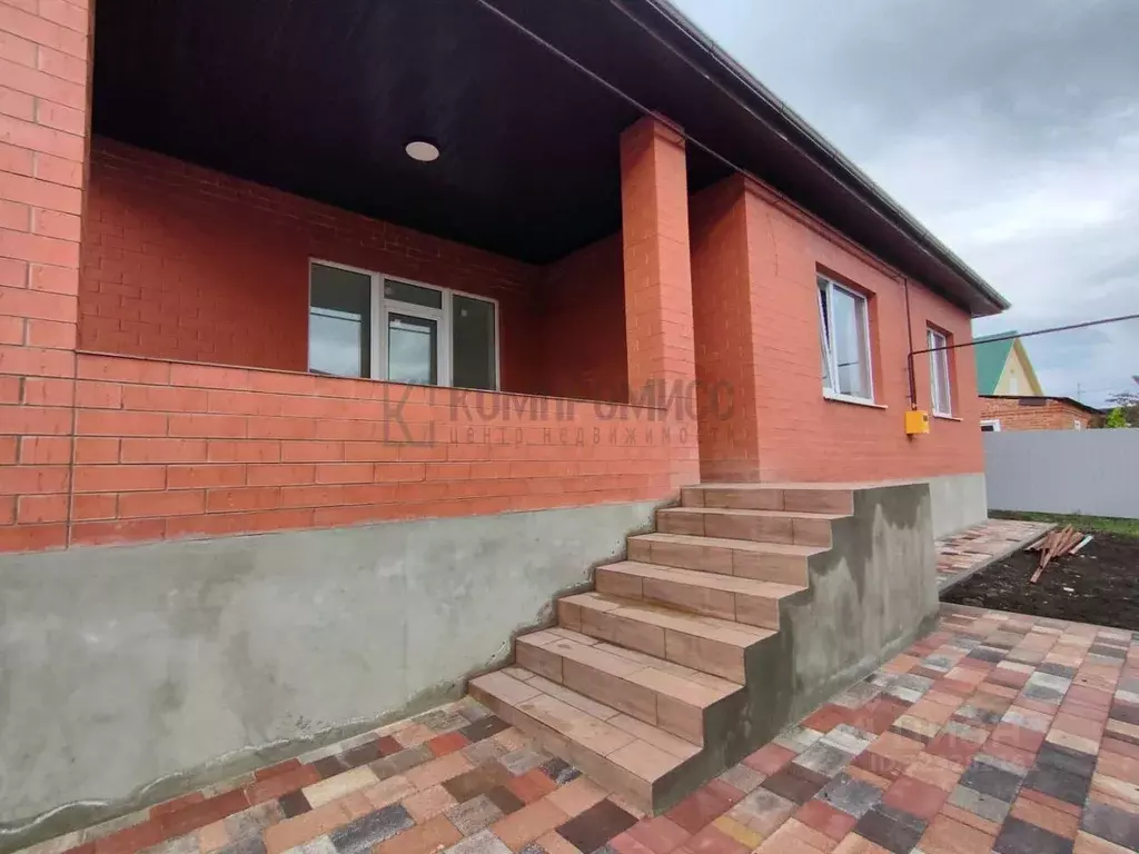 Дом в Краснодарский край, Динской район, Пластуновское с/пос, ... - Фото 1