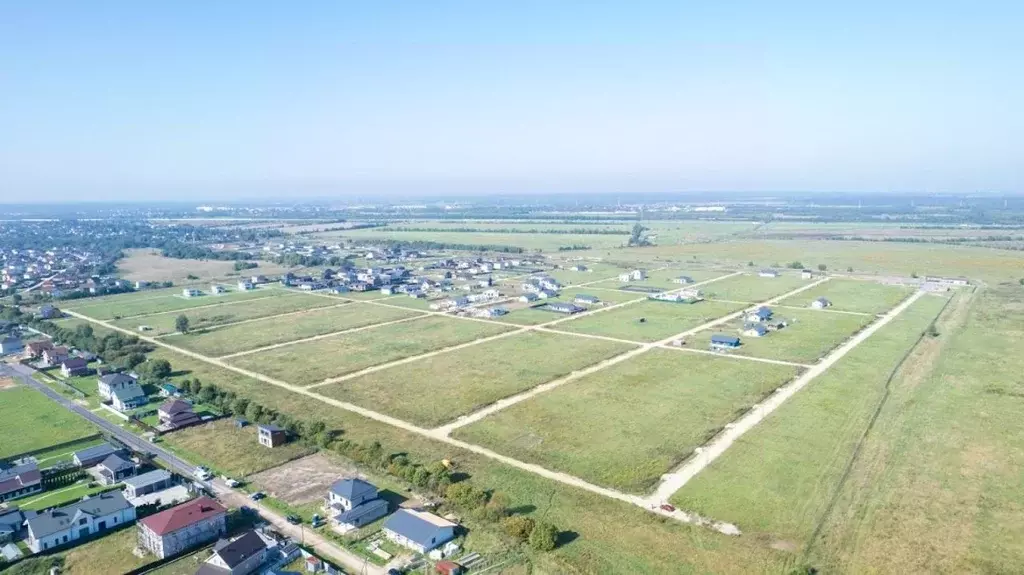 Участок в Ленинградская область, Гатчинский муниципальный округ, д. ... - Фото 1
