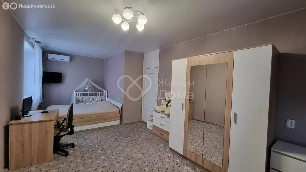 1-комнатная квартира: Волгоград, улица Кирова, 92 (51.7 м) - Фото 1
