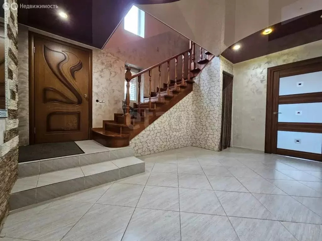 Дом в Самара, Пятая Кряжская улица (240 м) - Фото 2