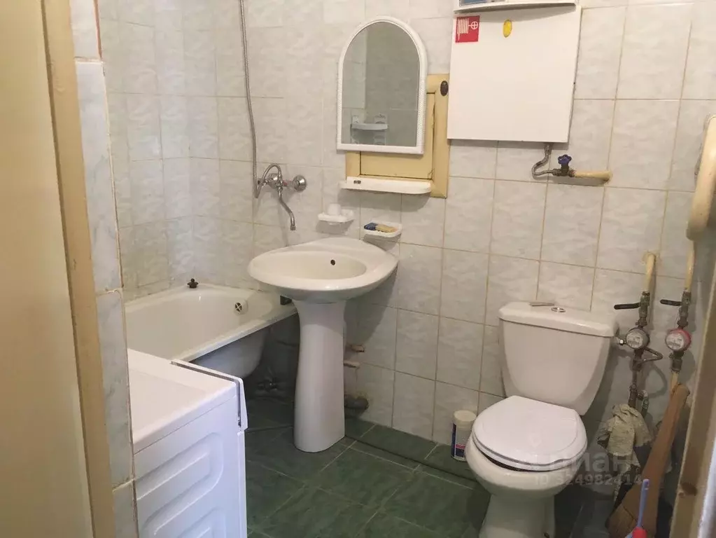 1-к кв. Белгородская область, Старый Оскол Зеленый Лог мкр, 1А (42.0 ... - Фото 2