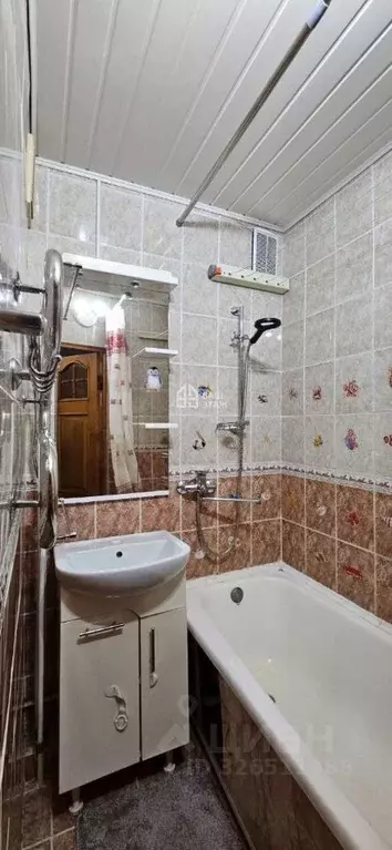 3-к кв. Калужская область, Калуга пос. Резвань, Школьная ул., 7 (58.2 ... - Фото 2