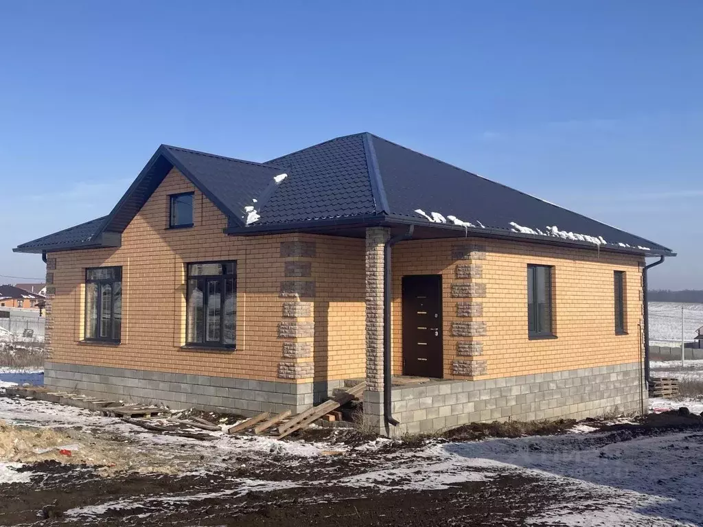 Дом в Белгородская область, Белгородский район, пос. Майский, ... - Фото 1