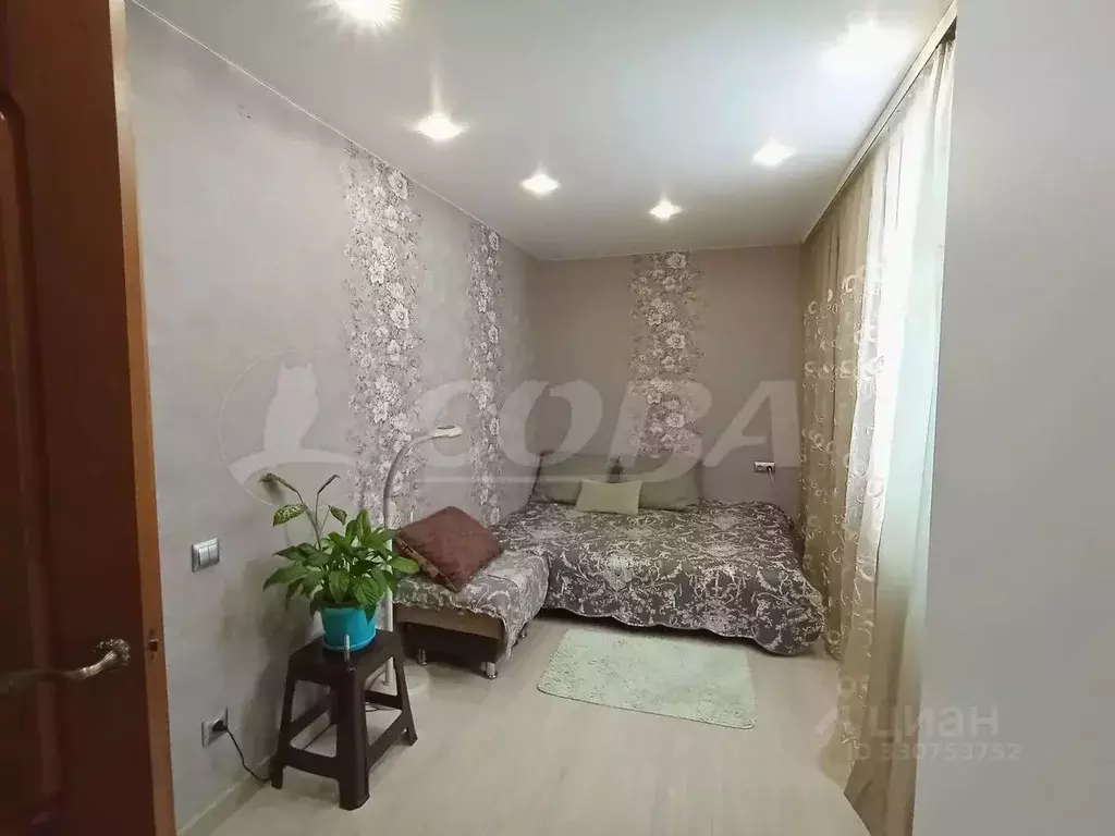 3-к кв. Тюменская область, Тюмень ул. Карла Маркса, 10 (51.0 м) - Фото 2
