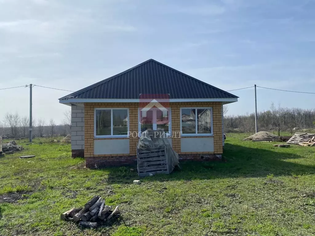 Дом в Саратовская область, Татищевский район, с. Вязовка ул. Лунная, .,  Купить дом Вязовка, Татищевский район, ID объекта - 50009699446