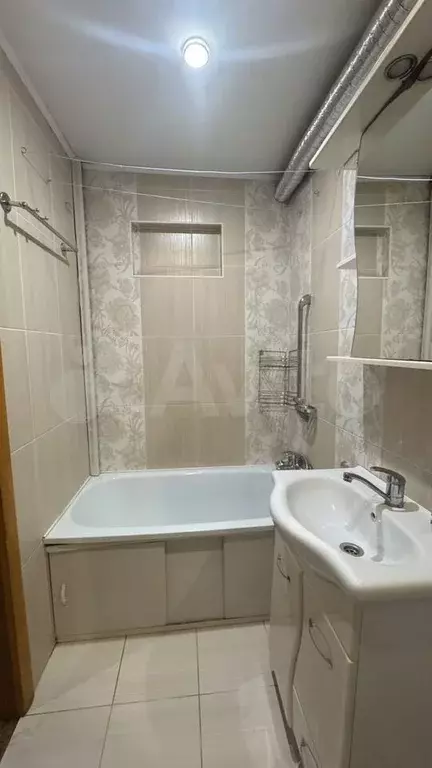 3-к. квартира, 53,4 м, 1/9 эт. - Фото 1