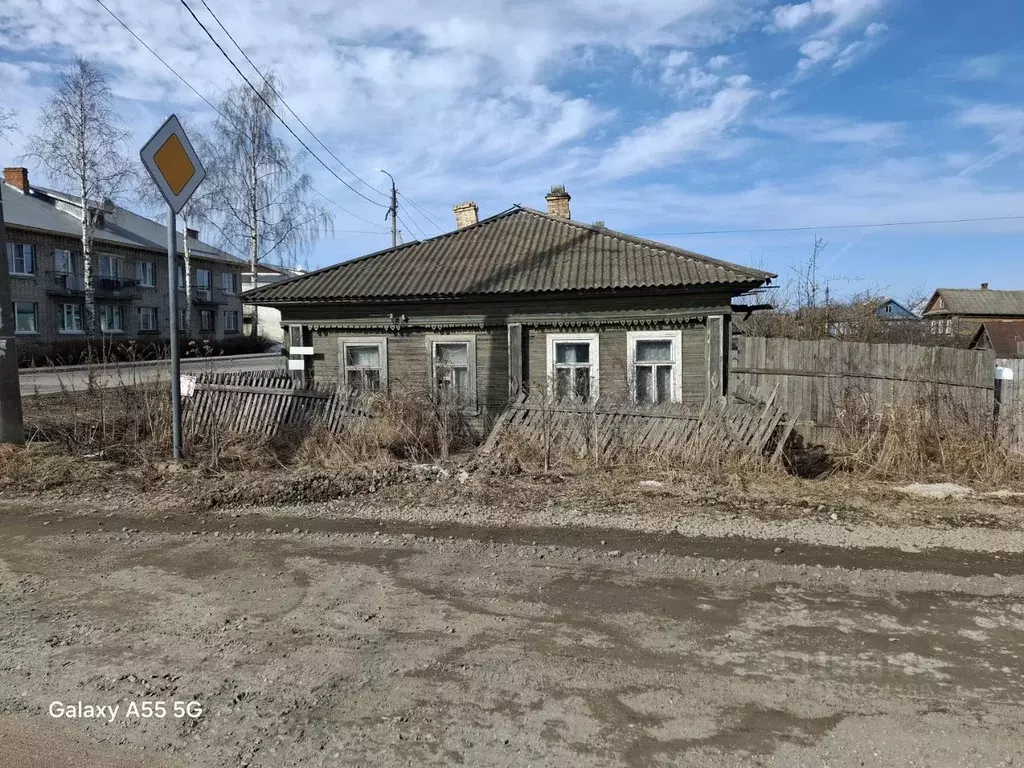 Помещение свободного назначения в Вологодская область, Белозерск ... - Фото 1