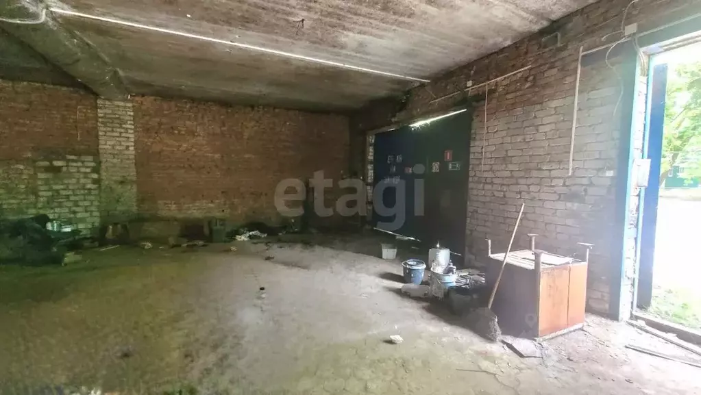 Гараж в Брянская область, Брянск ул. Комарова, 37 (141 м) - Фото 1