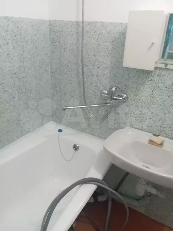1-к. квартира, 31 м, 5/5 эт. - Фото 1