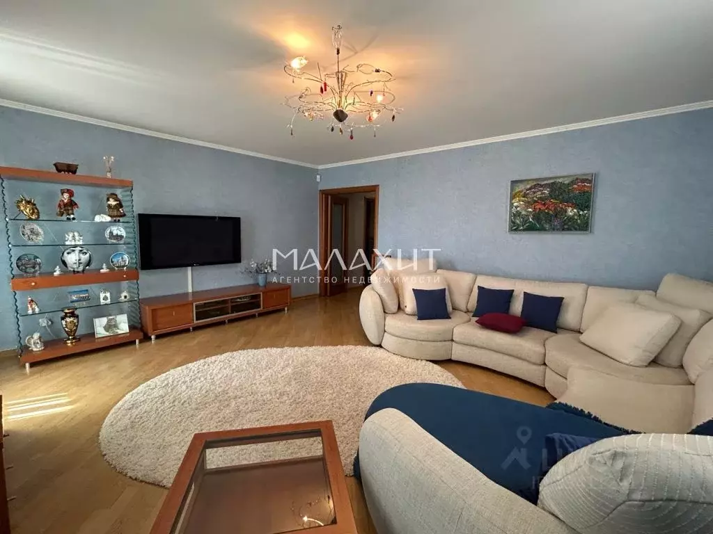 2-к кв. Самарская область, Самара Комсомольская ул., 5 (102.0 м) - Фото 1