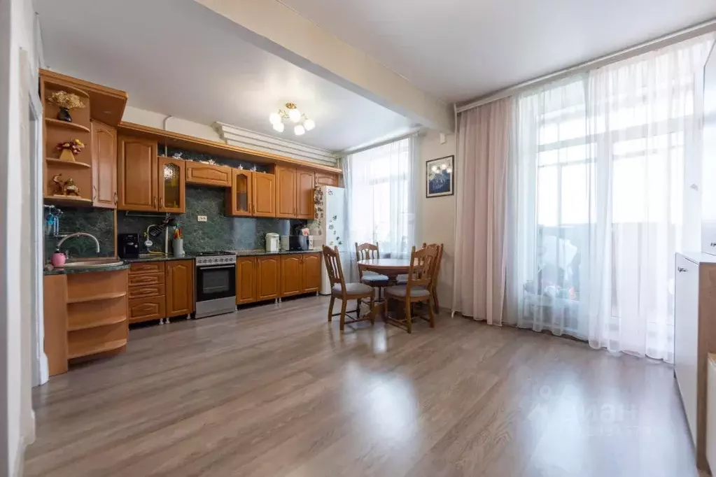2-к кв. Хабаровский край, Хабаровск ул. Ленина, 44 (56.2 м) - Фото 0