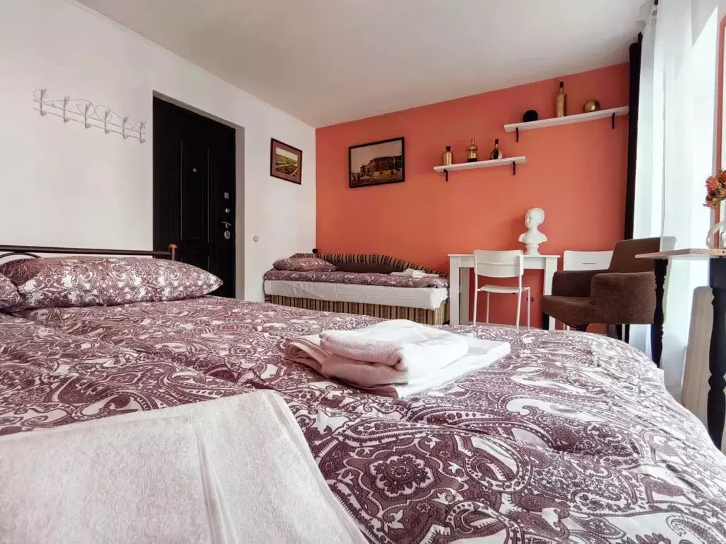 Комната Санкт-Петербург Малая Морская ул., 16 - Фото 0