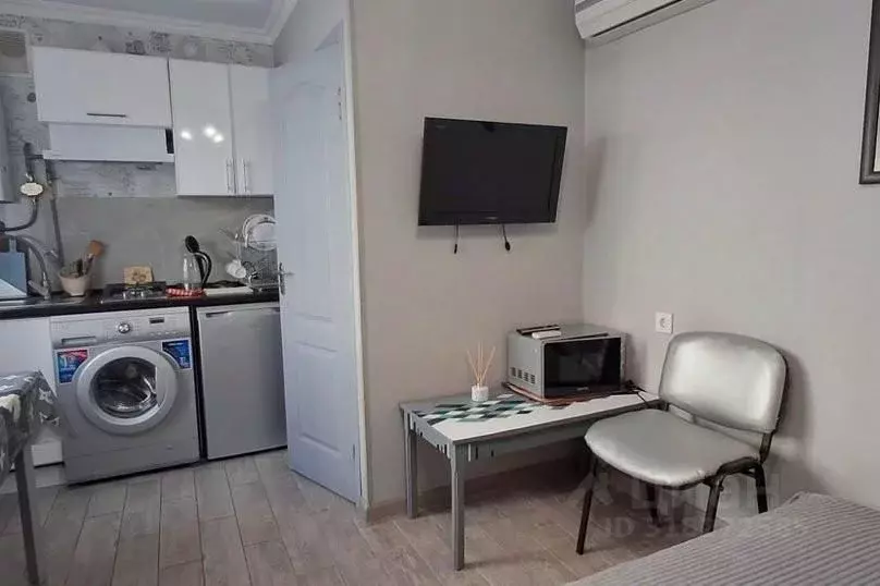 1-к кв. Крым, Алушта ул. Владимира Хромых, 21 (18.0 м) - Фото 1