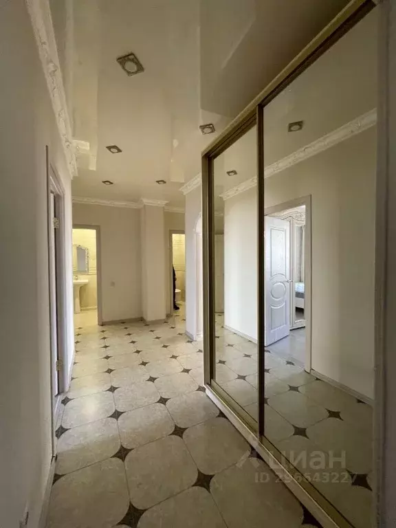 3-к кв. Северная Осетия, Владикавказ Весенняя ул., 50 (75.0 м) - Фото 1