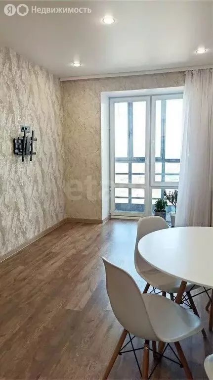 2-комнатная квартира: Сыктывкар, улица Жакова, 15 (35.1 м) - Фото 0