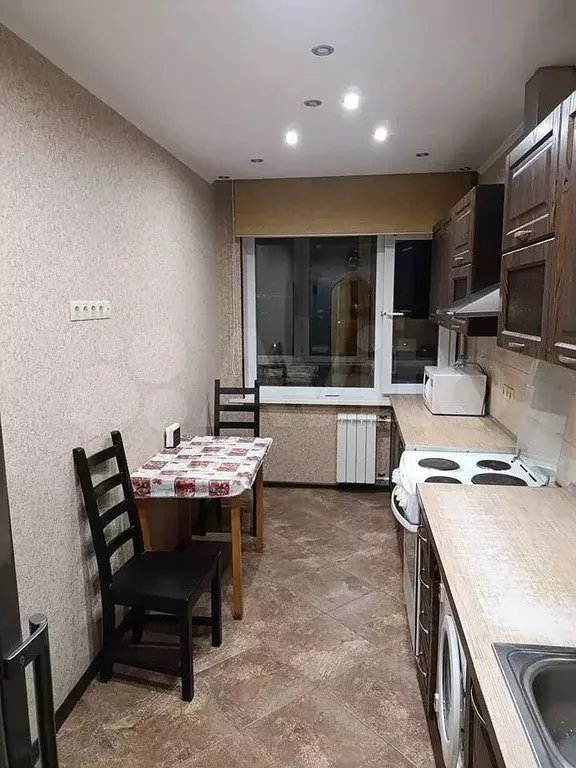 2-к. квартира, 54 м, 2/9 эт. - Фото 1