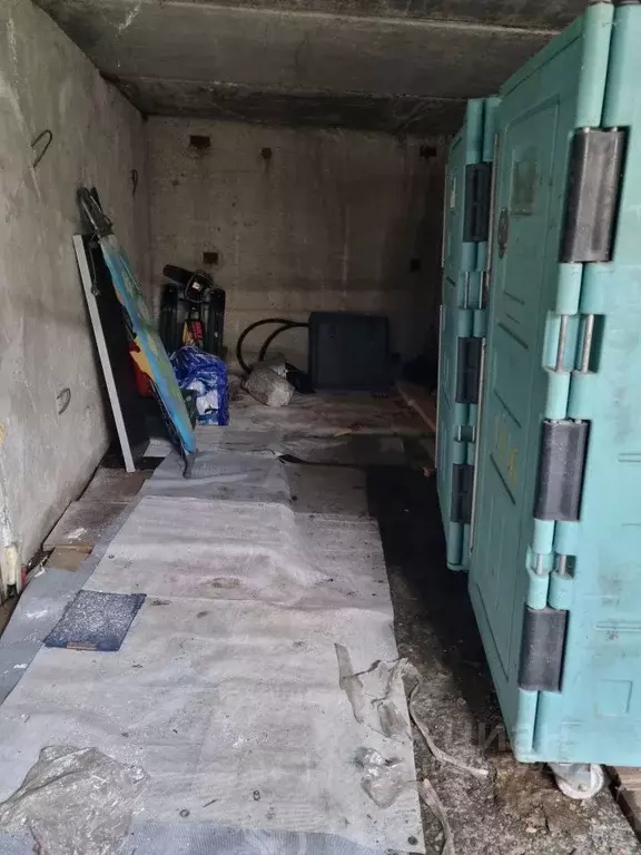 Гараж в Свердловская область, Екатеринбург ул. Контролеров, 15Б (18 м) - Фото 1