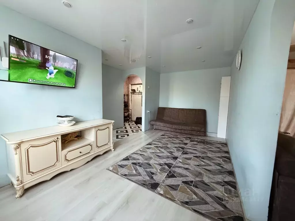 2-к кв. Волгоградская область, Волжский просп. Имени Ленина, 56 (42.2 ... - Фото 0