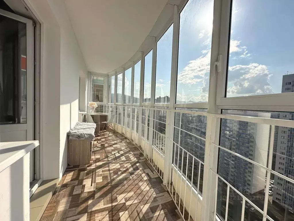 2-к кв. Красноярский край, Красноярск наб. Ярыгинская, 11 (40.0 м) - Фото 2