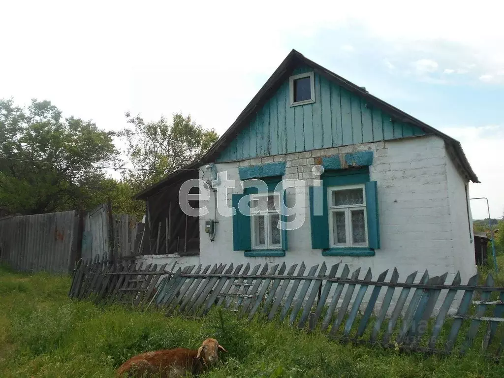 Дом в Белгородская область, Валуйки ул. Тимирязева (25 м) - Фото 1
