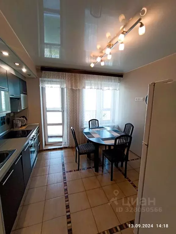 2-к кв. Санкт-Петербург Дунайский просп., 31к1 (70.0 м) - Фото 0