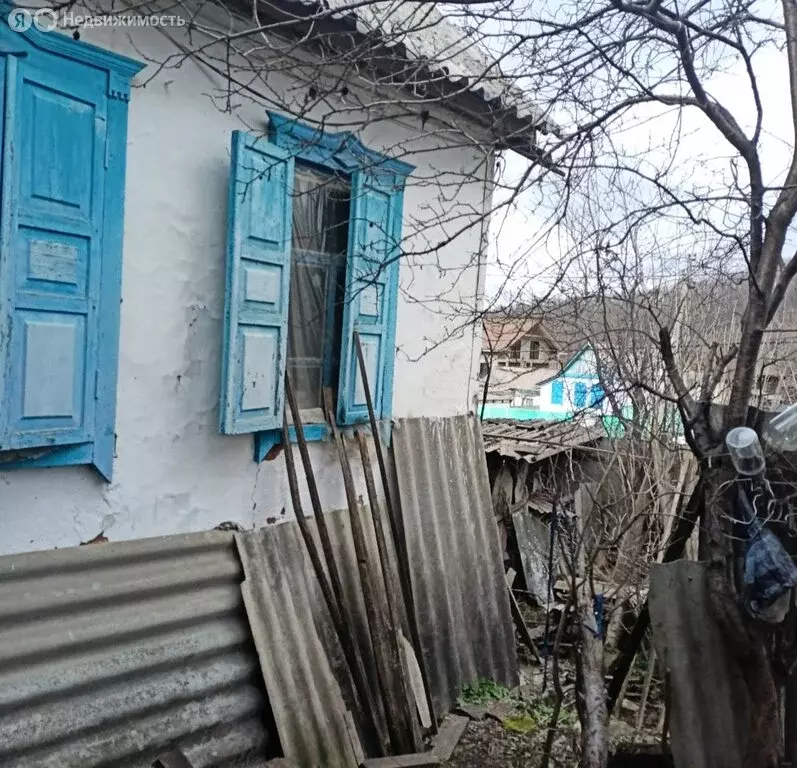 Дом в посёлок Каменномостский, Шоссейная улица, 128 (35 м) - Фото 2