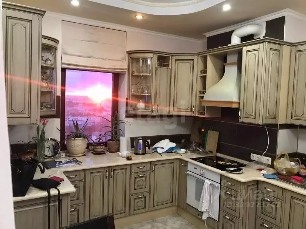 2-к кв. Севастополь ул. 6-я Бастионная, 42 (96.1 м) - Фото 1