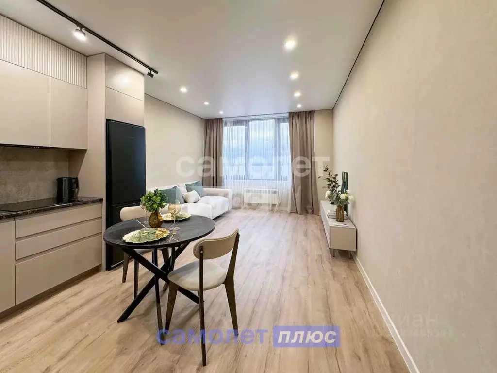 2-к кв. Чувашия, Чебоксары пл. Речников, 9 (80.8 м) - Фото 2