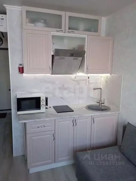 Студия Тюменская область, Тюмень Интернациональная ул., 203к2 (15.9 м) - Фото 1