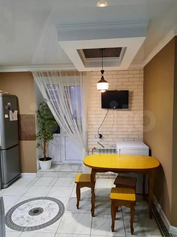 2-к. квартира, 58 м, 3/14 эт. - Фото 0