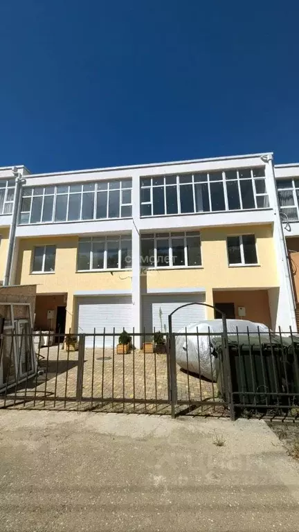 Таунхаус в Краснодарский край, Геленджик городской округ, с. ... - Фото 1