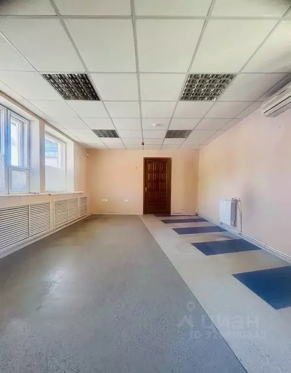 Помещение свободного назначения в Свердловская область, Екатеринбург ... - Фото 1