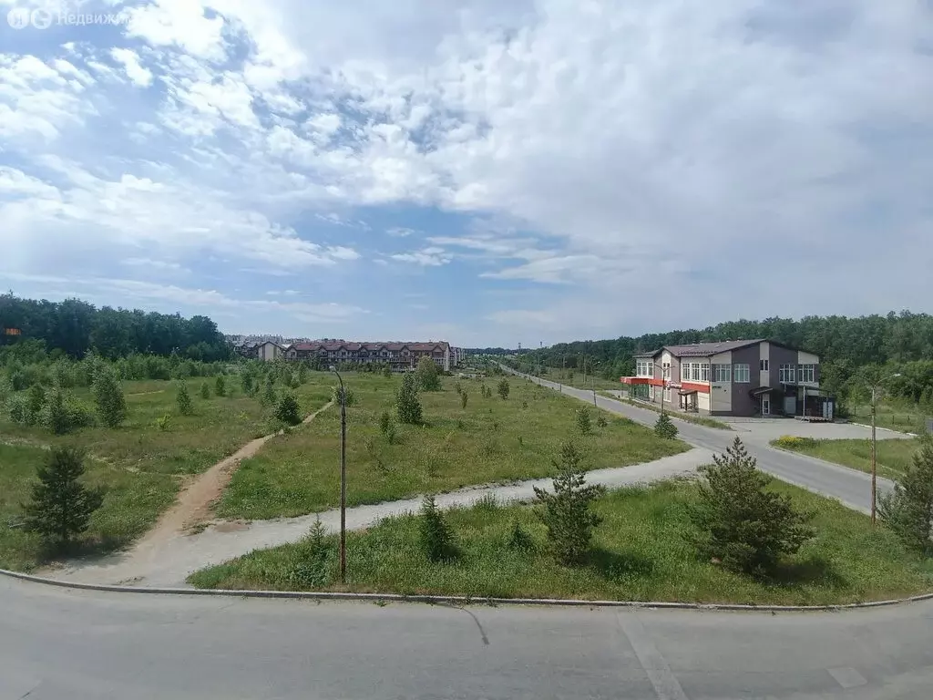 3-комнатная квартира: посёлок Западный, микрорайон Залесье, Еловая ... - Фото 1