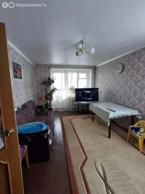 4-комнатная квартира: Стерлитамак, микрорайон Михайловский, улица ... - Фото 0