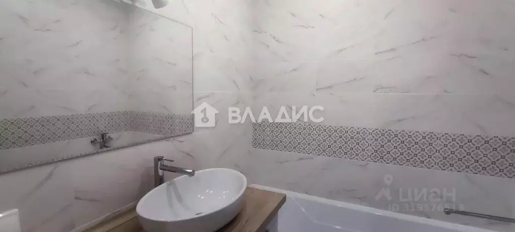 2-к кв. Кемеровская область, Белово 3-й мкр, 65 (53.2 м) - Фото 1