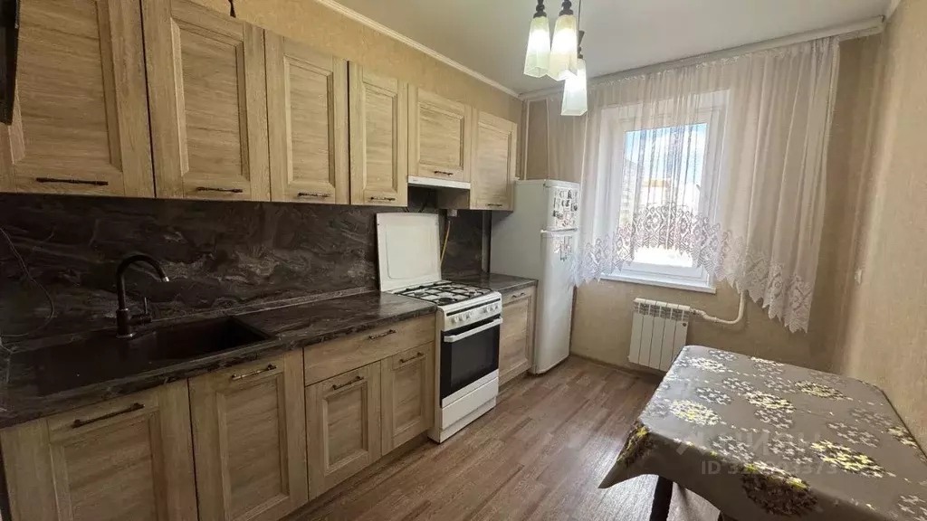 3-к кв. Башкортостан, Стерлитамак ул. Артема, 150 (68.0 м) - Фото 0