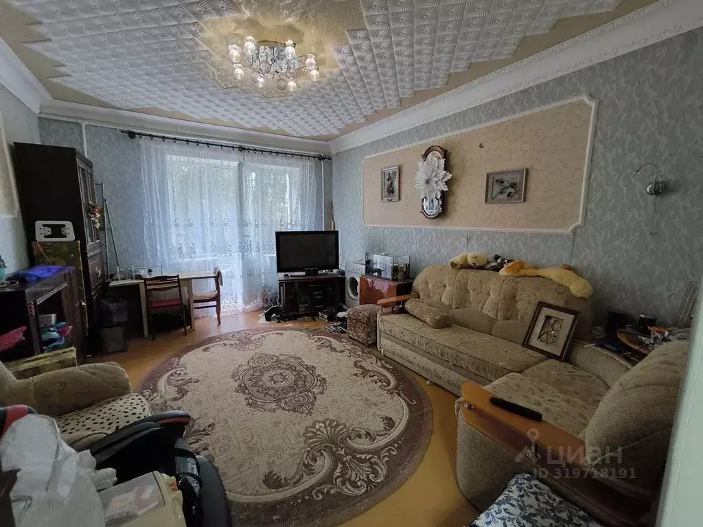 3-к кв. Свердловская область, Полевской ул. Победы, 6 (84.6 м) - Фото 0