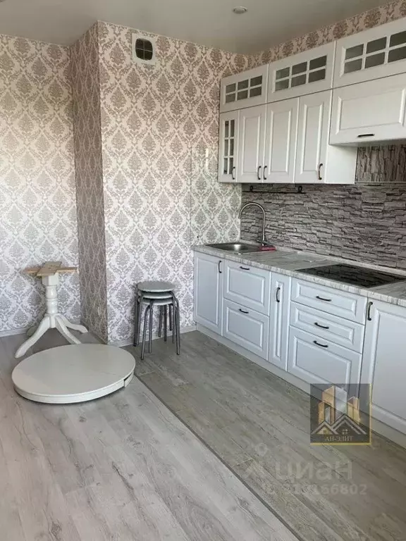 1-к кв. Татарстан, Казань ул. Бари Галеева, 8Ак1 (32.0 м) - Фото 0