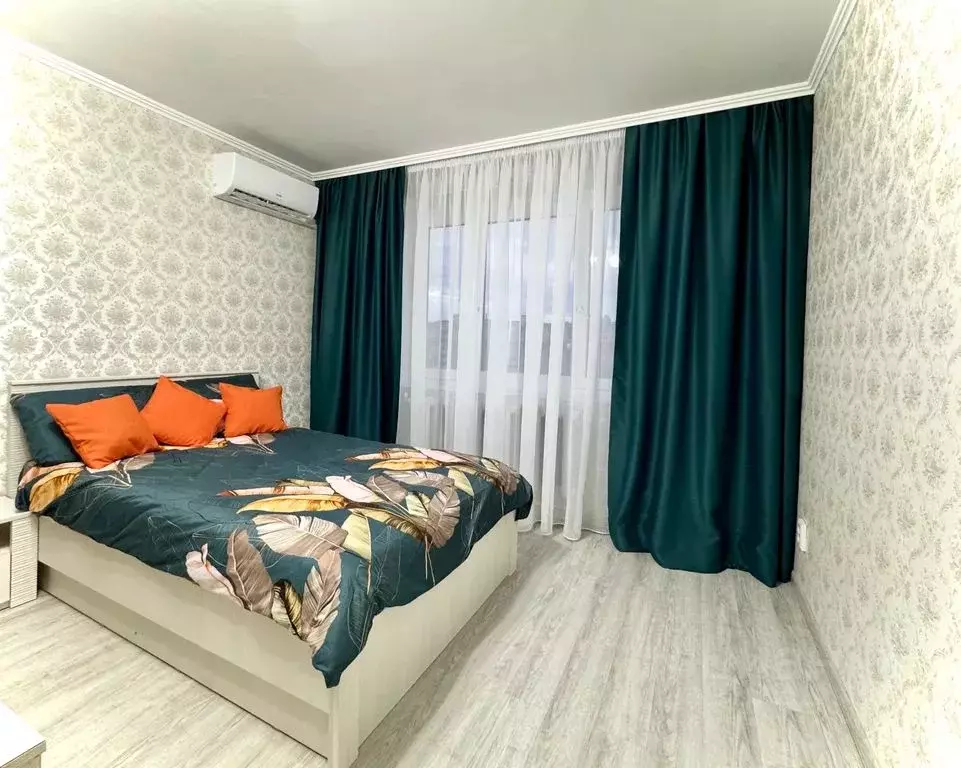 1-к кв. Тюменская область, Тюмень ул. Николая Семенова, 21к1 (43.0 м) - Фото 0