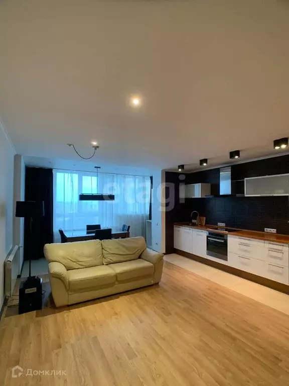 Продаётся 1-к квартира, 57 м - Фото 0