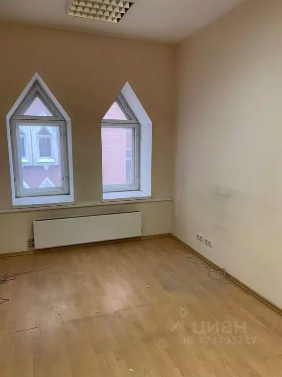 Офис в Омская область, Омск ул. Чапаева, 71 (14 м) - Фото 1