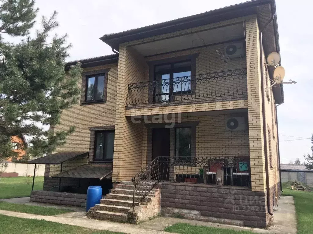 Дом в Брянская область, Навлинский район, Синезерское с/пос, д. ... - Фото 1