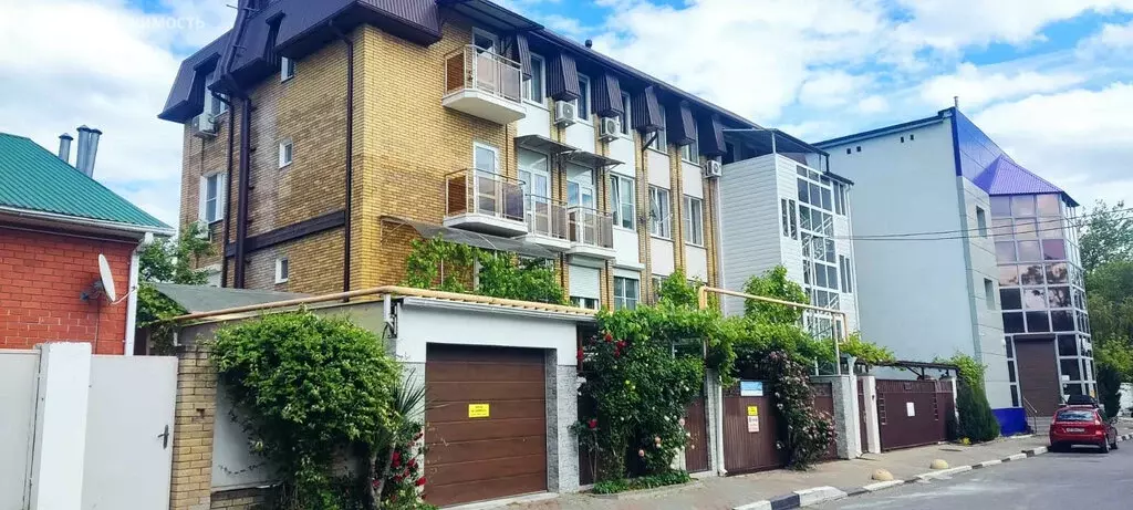 Дом в Геленджик, улица Серафимовича, 2Б (303.8 м) - Фото 1