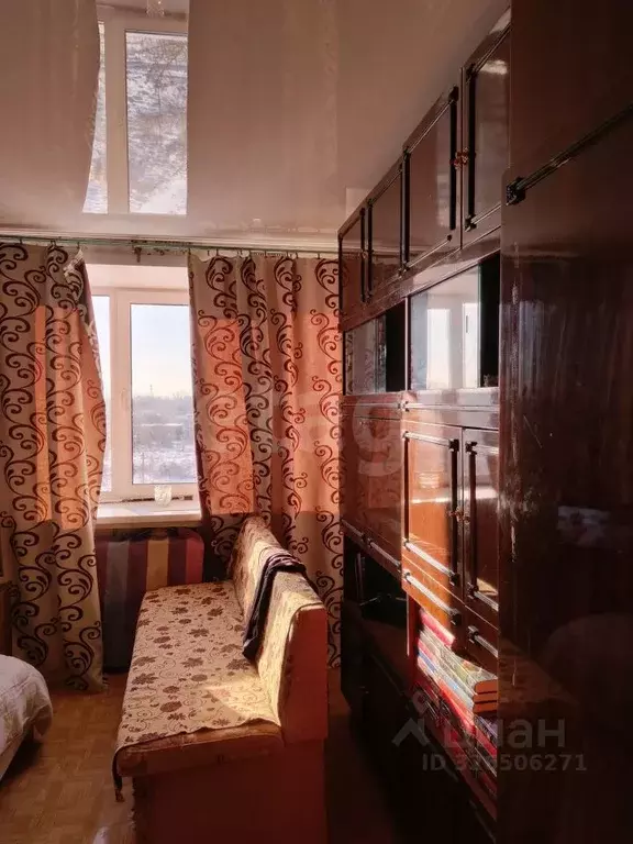 1-к кв. Псковская область, Остров Строитель мкр, 5 (35.4 м) - Фото 1