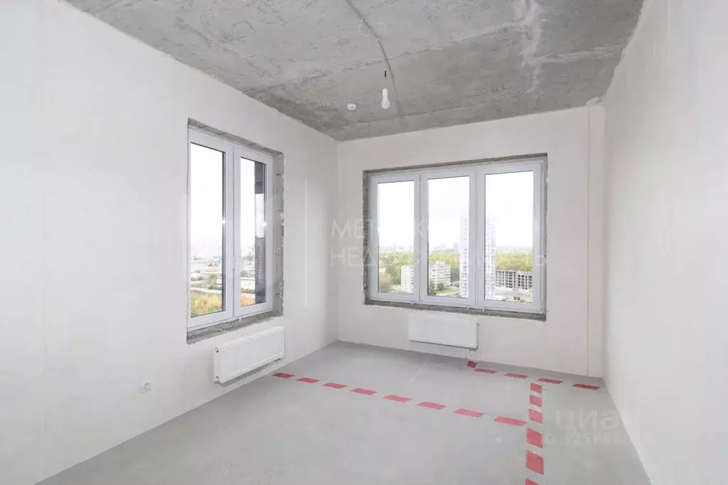 2-к кв. Тюменская область, Тюмень ул. Ивана Чистякова, 5 (62.65 м) - Фото 1