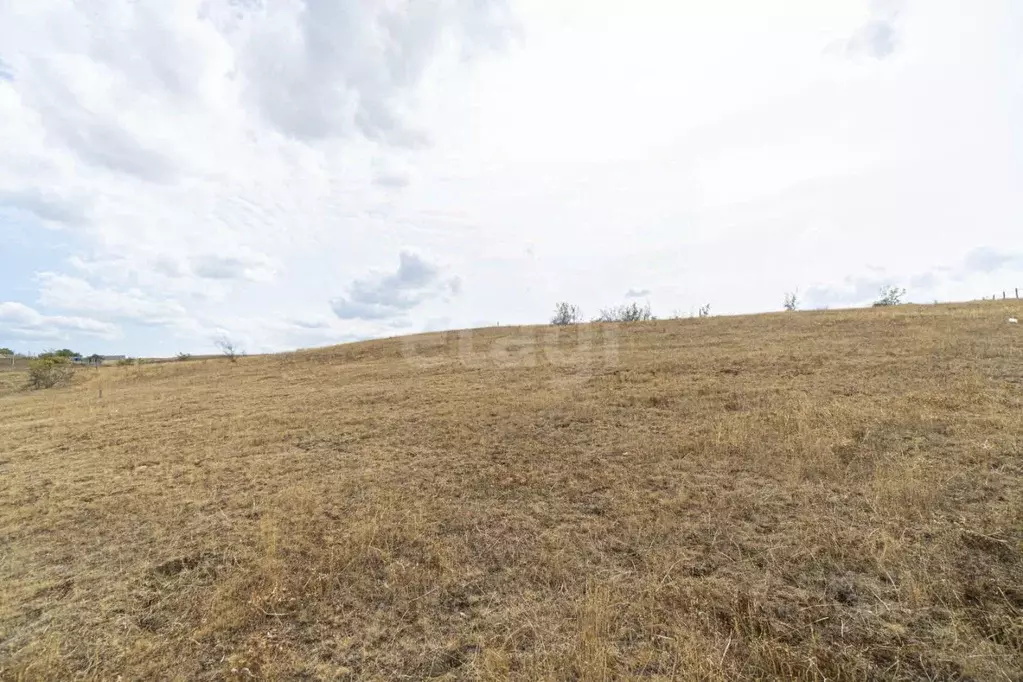 Участок в Крым, Бахчисарайский район, Почтовское с/пос, с. Растущее  ... - Фото 0