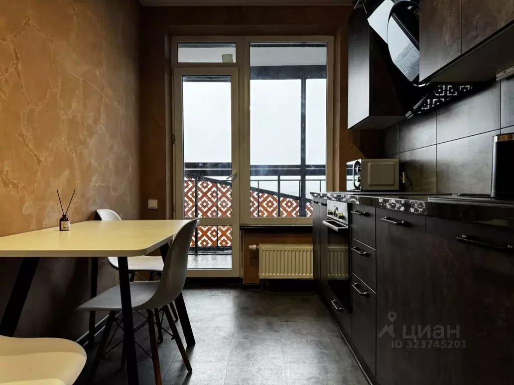 2-к кв. Татарстан, Казань ул. Короленко, 28Б (57.0 м) - Фото 0