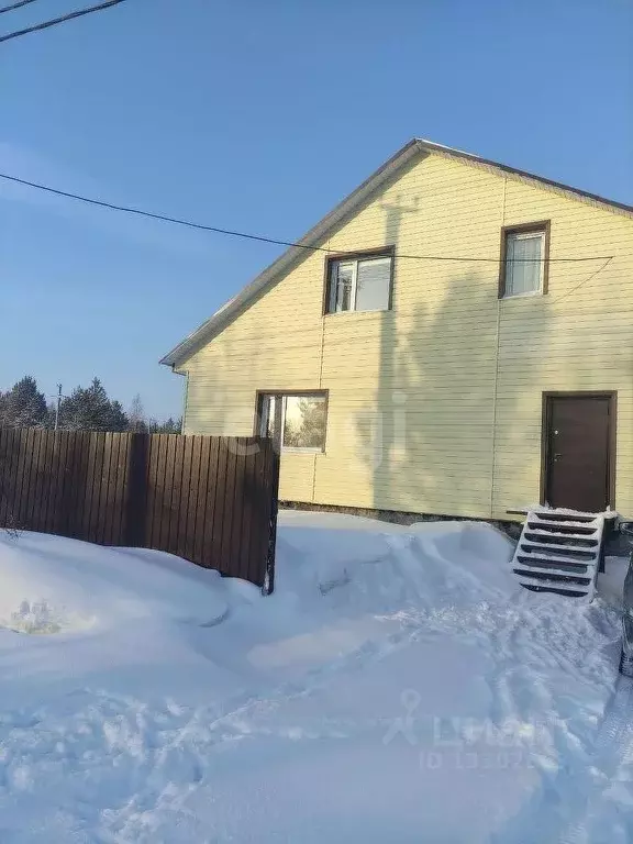 Дом в Ханты-Мансийский АО, Сургутский район, Восточное ДНТ ул. ... - Фото 0